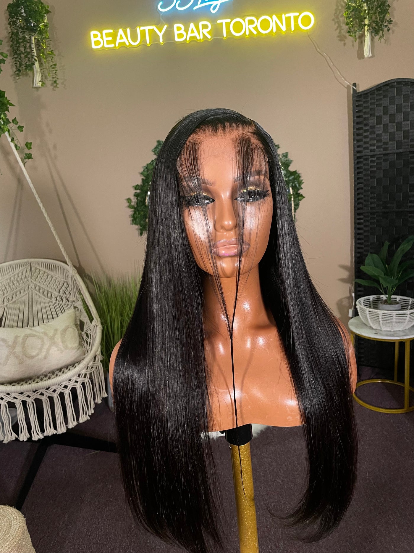 5x5 HD lace wig straight 24”