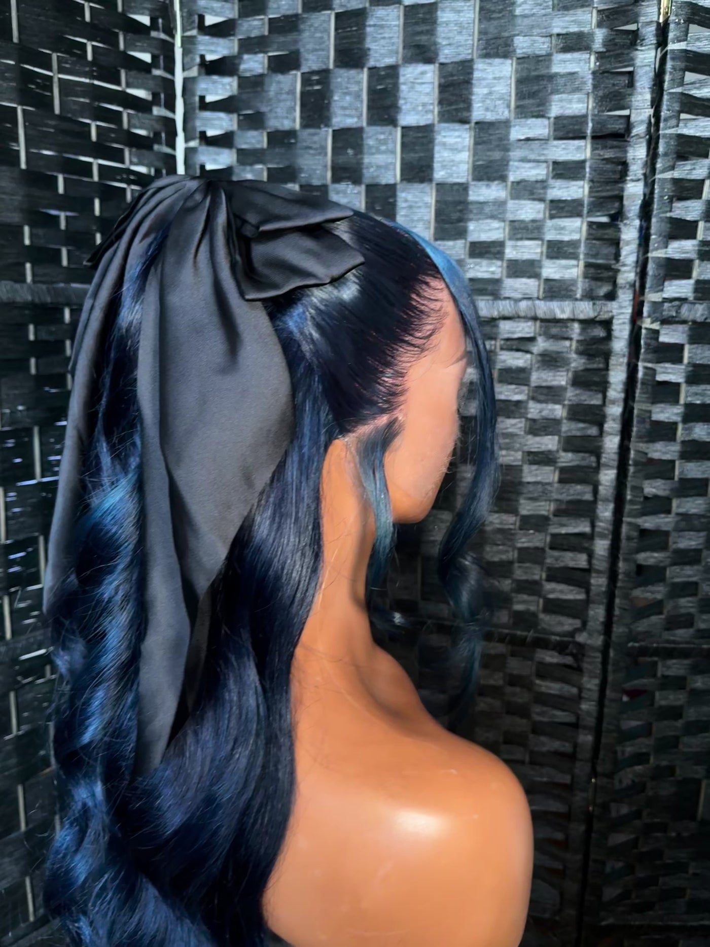 26” Navy HD Lace wig 13x4